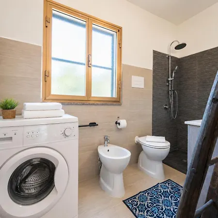 Sa Jacaranda -beachside With Private Parking Villa
