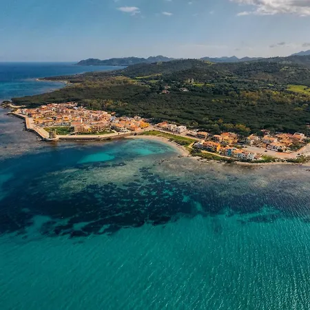 Villa Sa Jacaranda -beachside With Private Parking *
